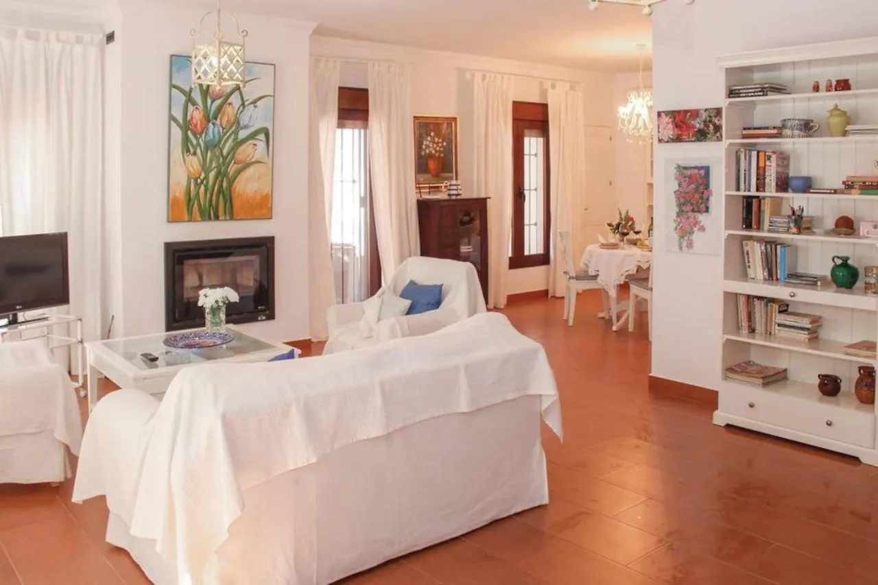 Fuentezuelas Pool Villa Sayalonga